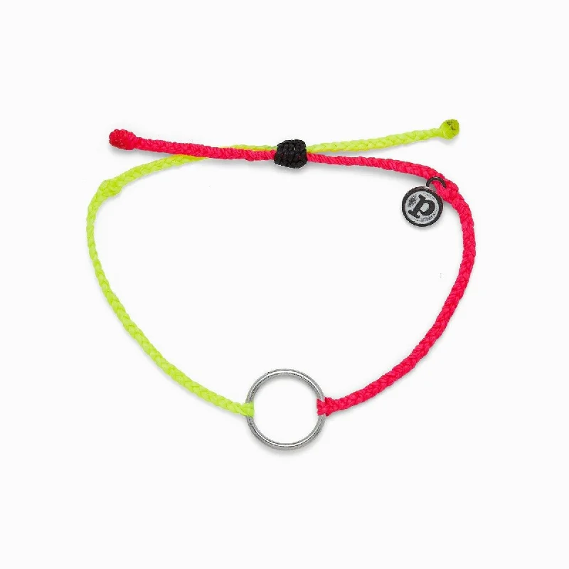 Pura Vida Two-Toned Full Circle Charm in Neon Yellow/ Neon Pink